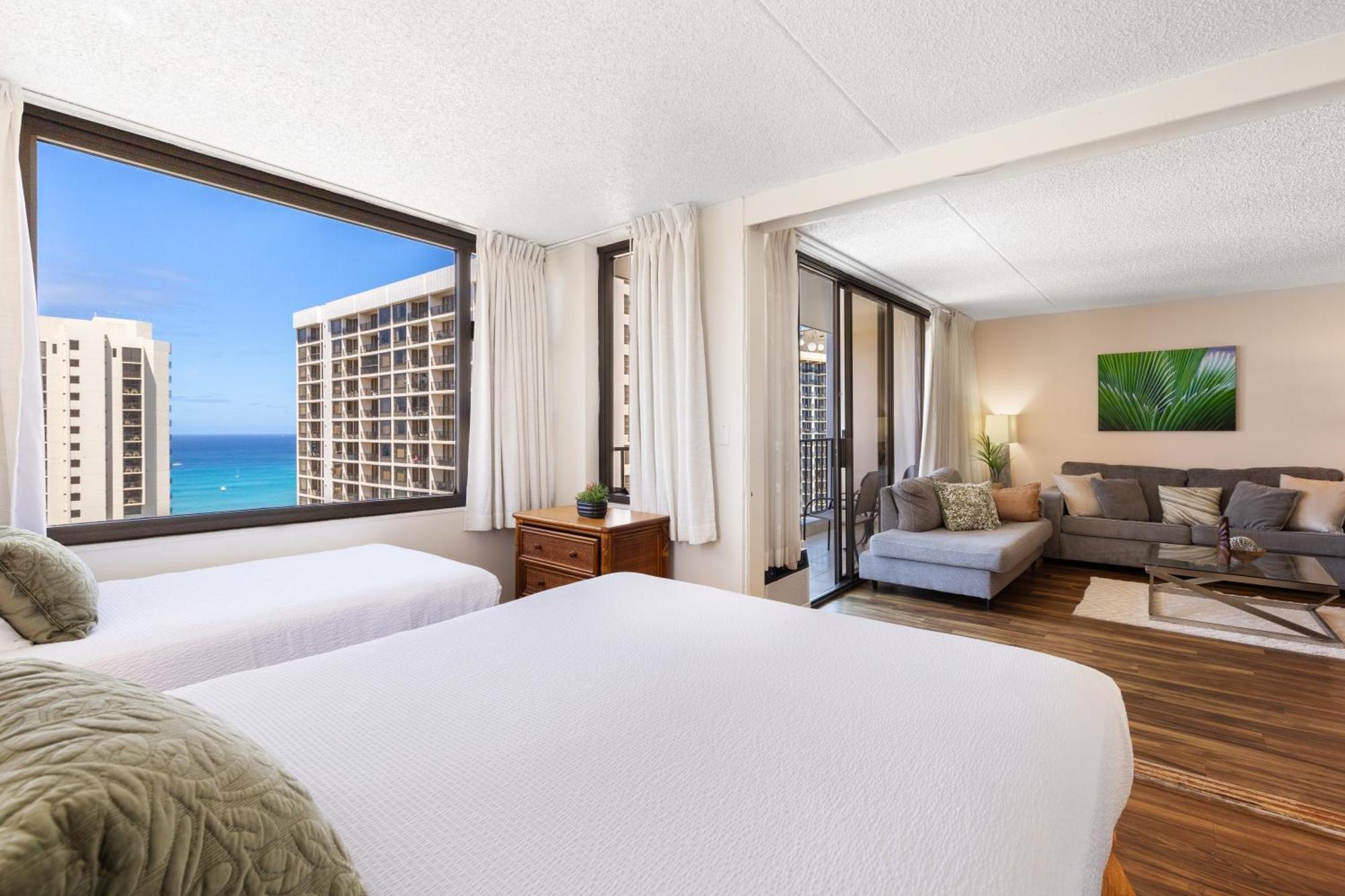 Beautifully Renovated 32Nd Floor Deluxe Ocean View Waikiki Condo Condo Honolulu Esterno foto